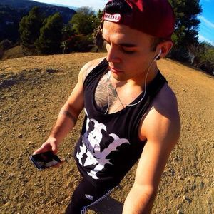 Meet your Posher, Hugo